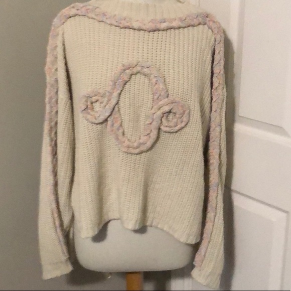 NWT WILDFOX SWEATER L - Picture 8 of 13